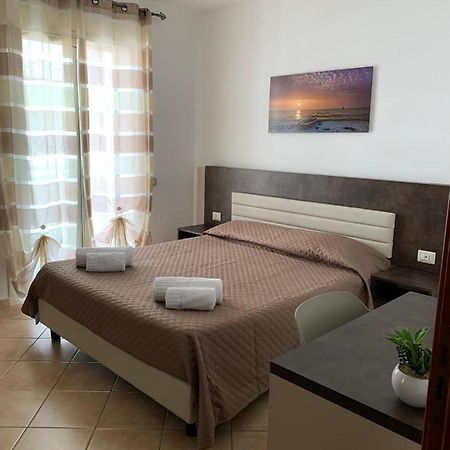 Dea Seaview Apartment เชฟาลู ภายนอก รูปภาพ